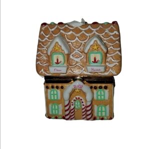 VTG Hallmark Gingerbread House Holiday Ornament